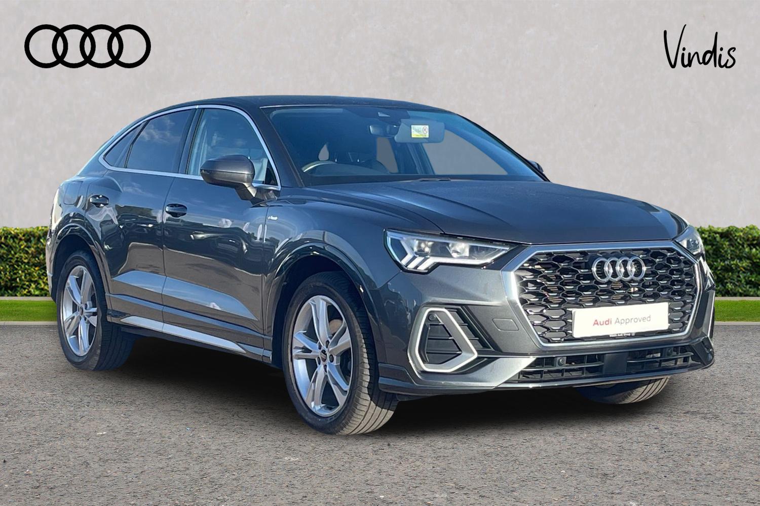 Main listing image - Audi Q3