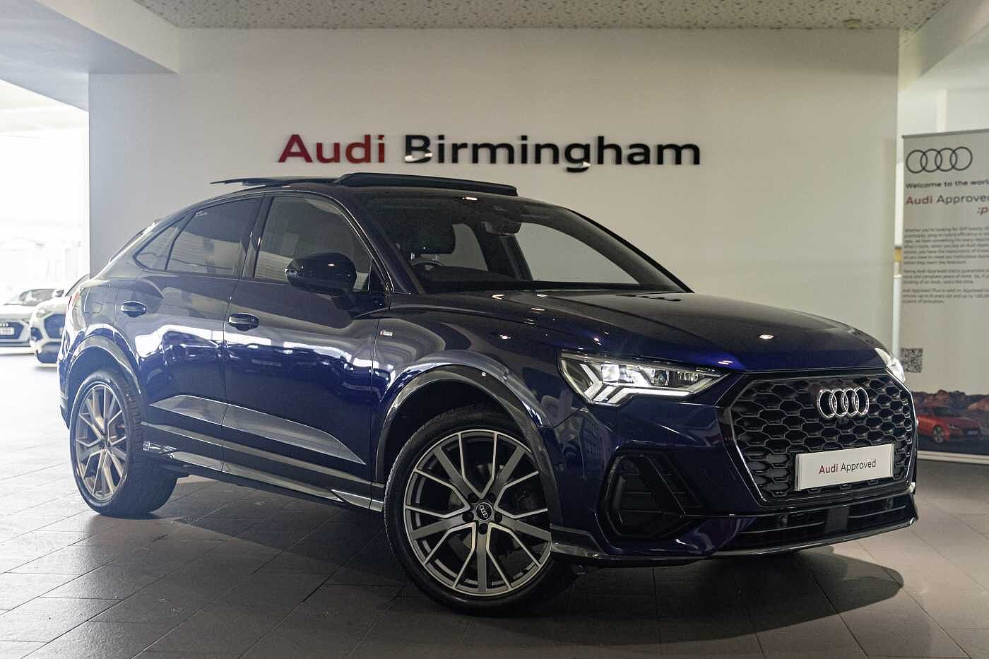 Main listing image - Audi Q3