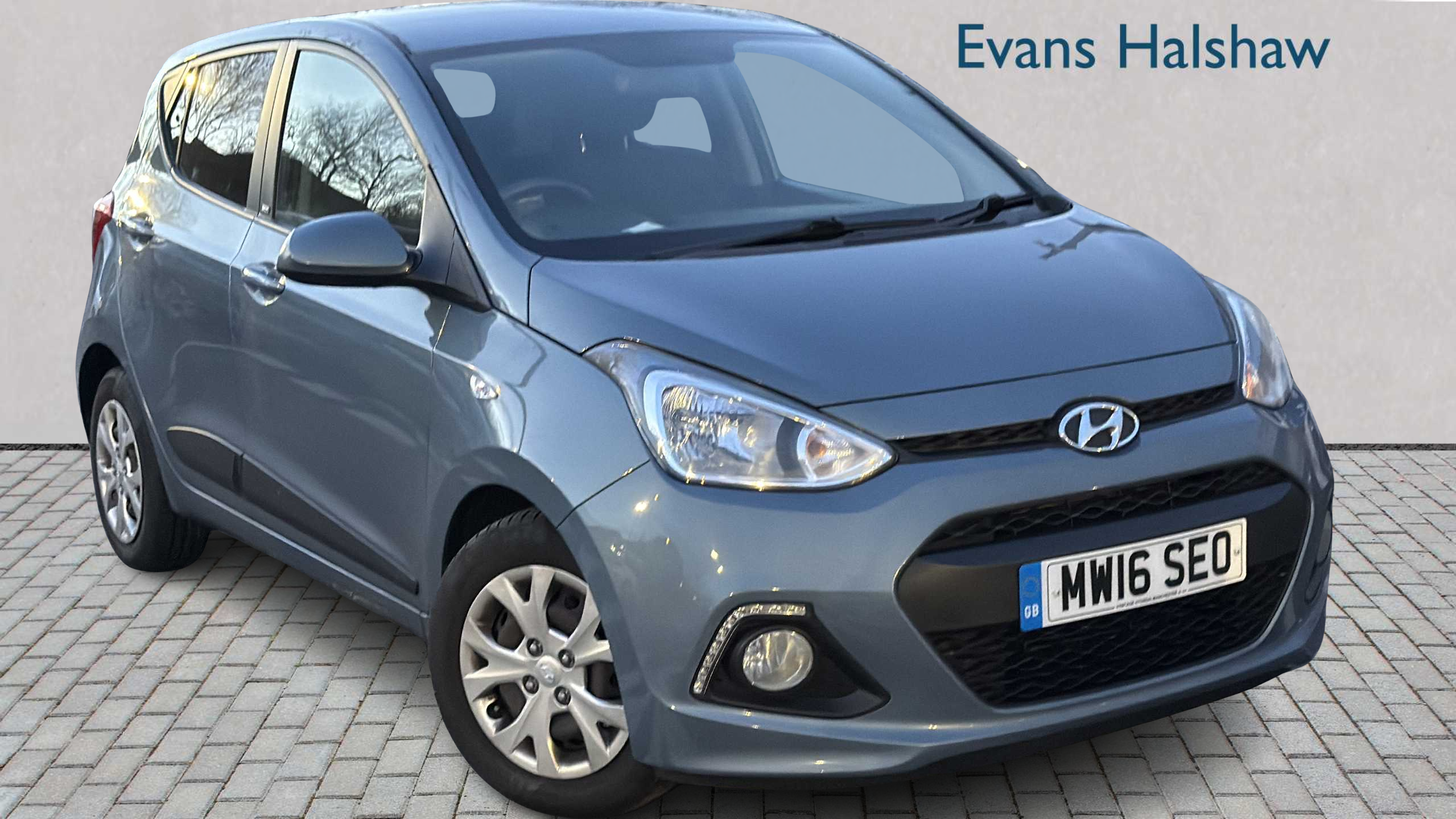 Main listing image - Hyundai i10