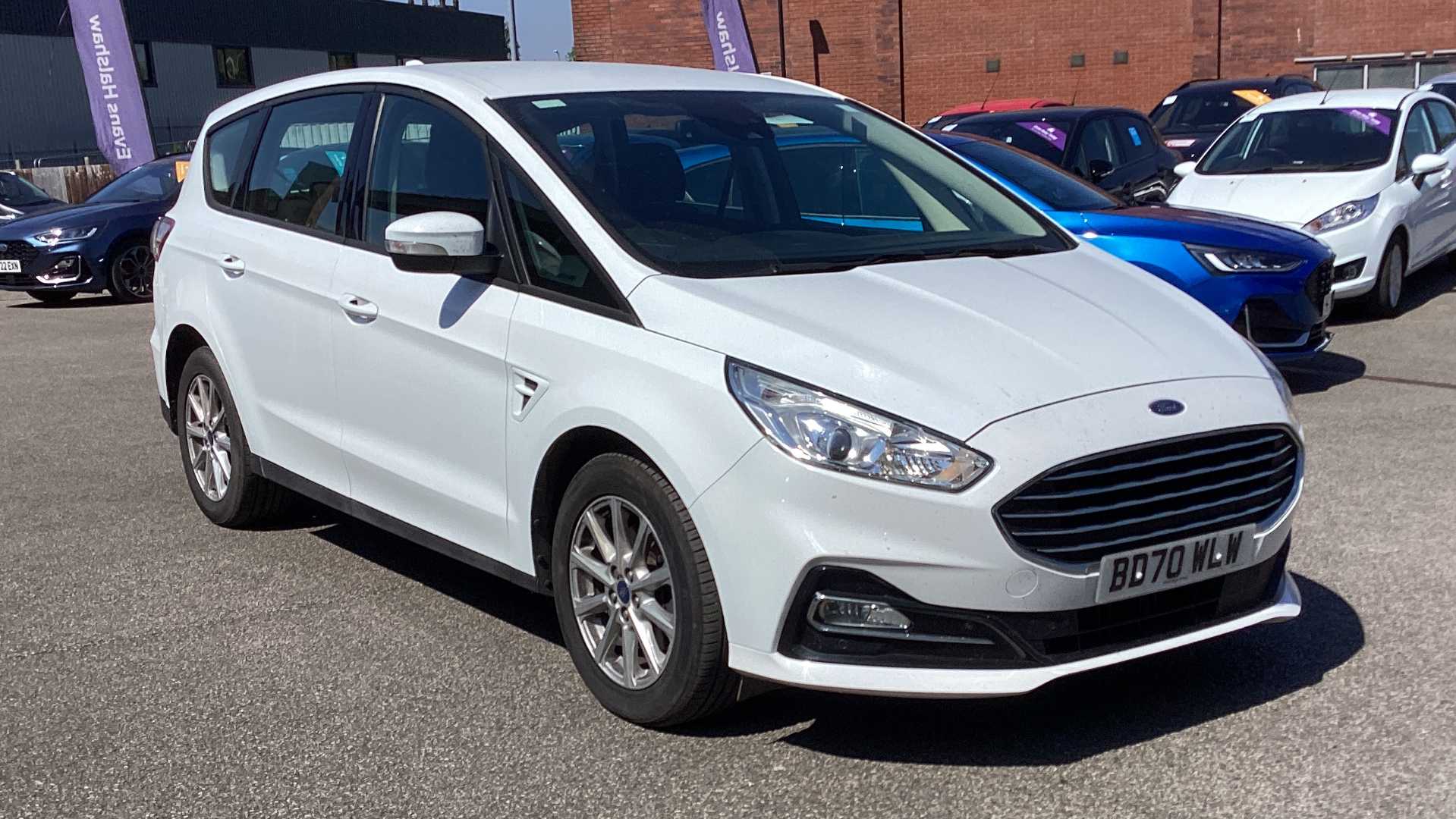 Main listing image - Ford S-MAX
