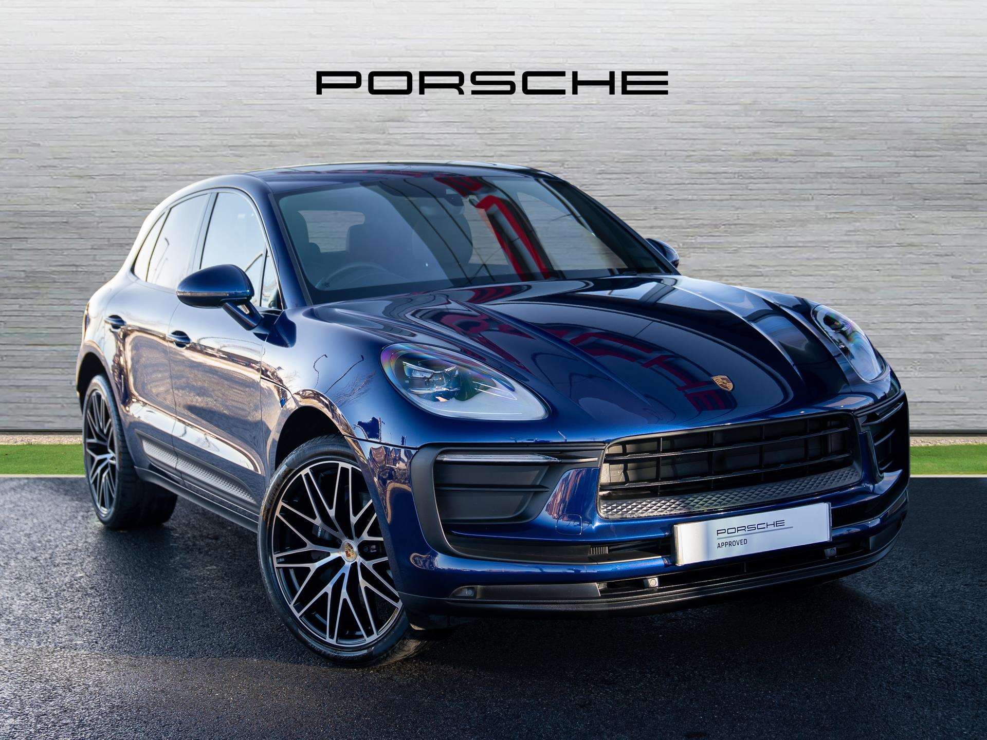 Main listing image - Porsche Macan