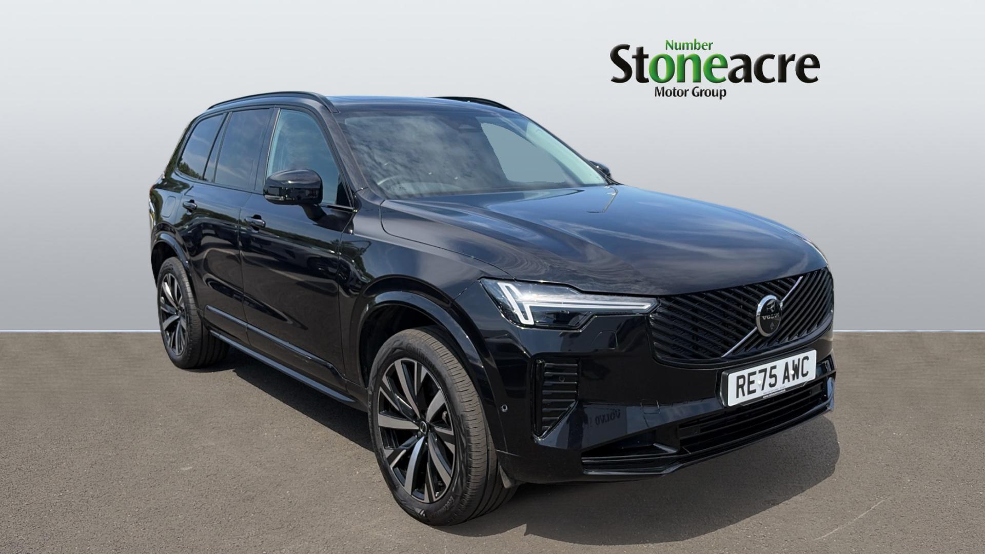 Main listing image - Volvo XC90