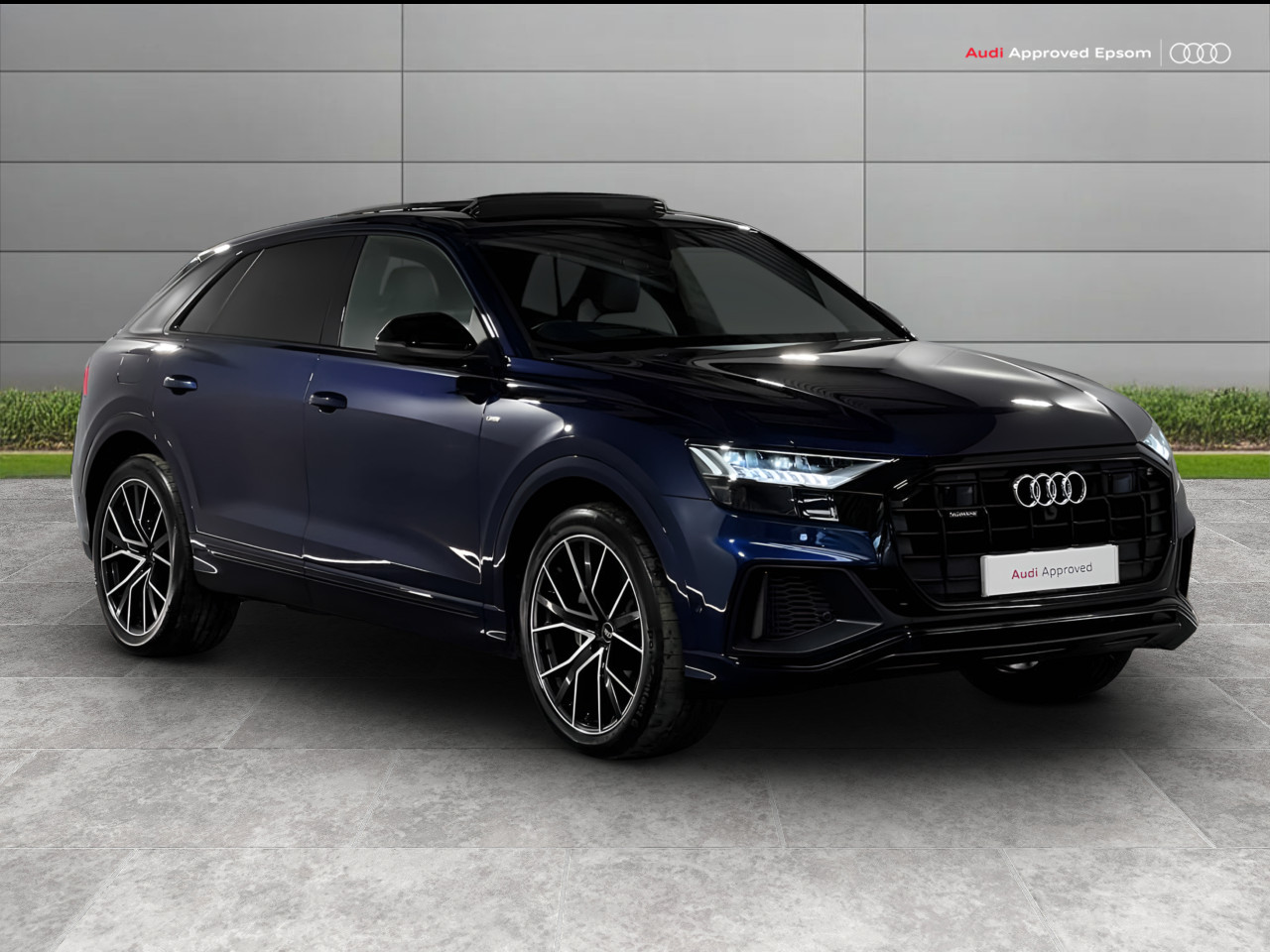 Main listing image - Audi Q8