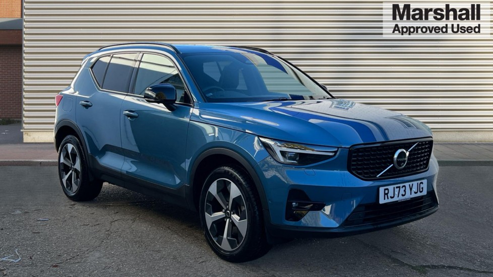 Main listing image - Volvo XC40