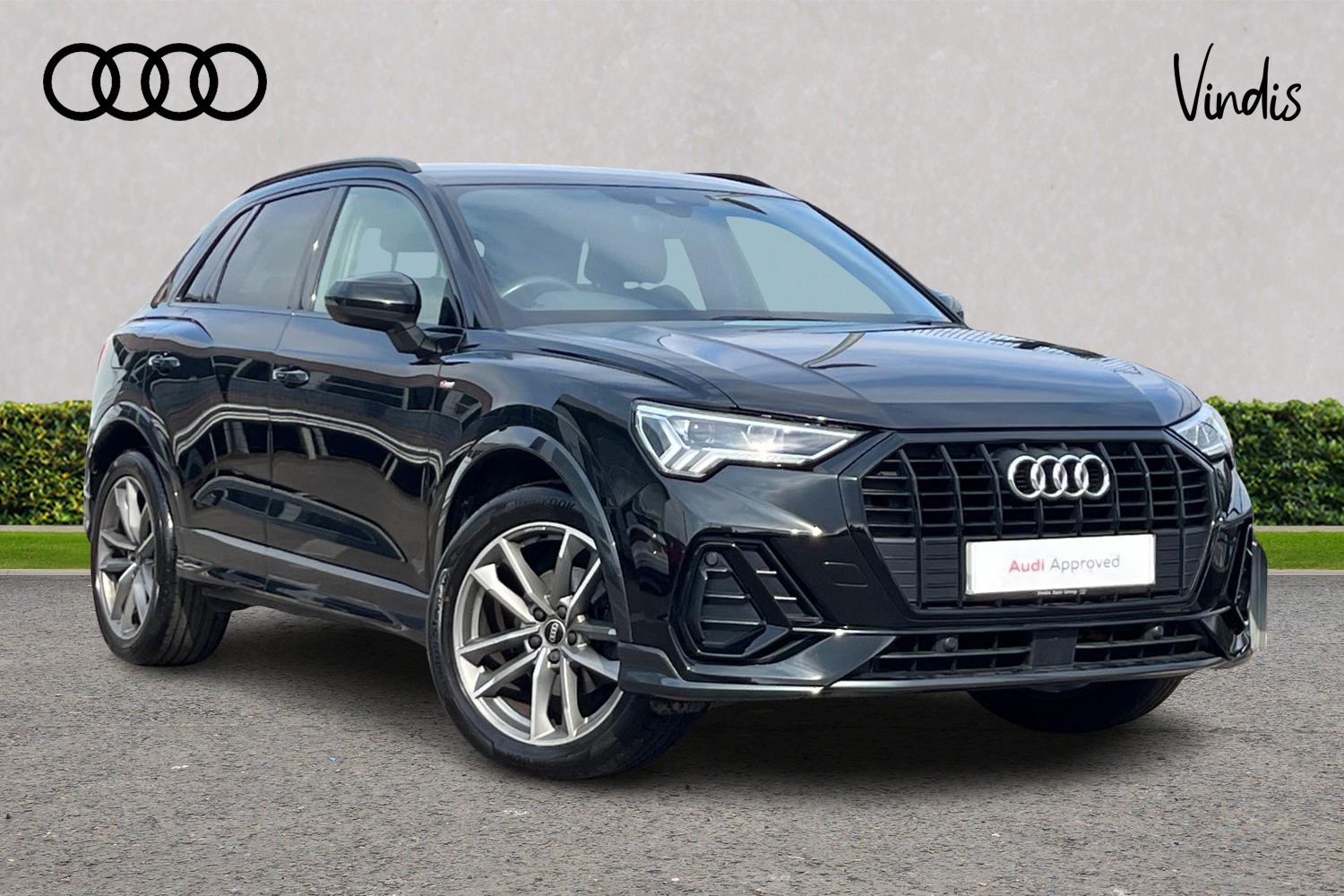 Main listing image - Audi Q3