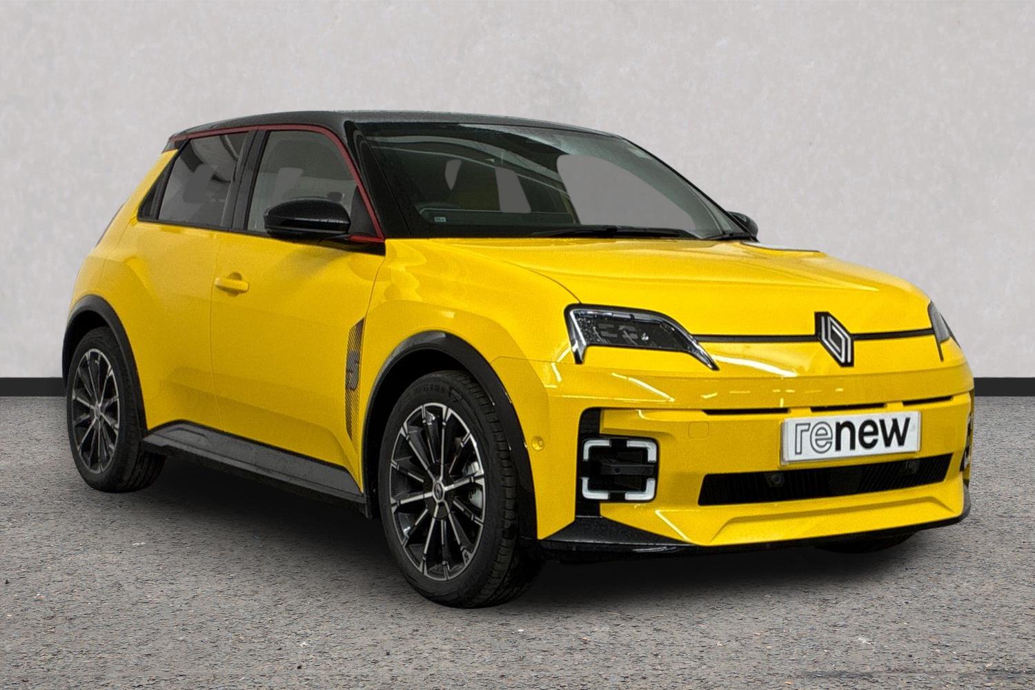 Main listing image - Renault 5