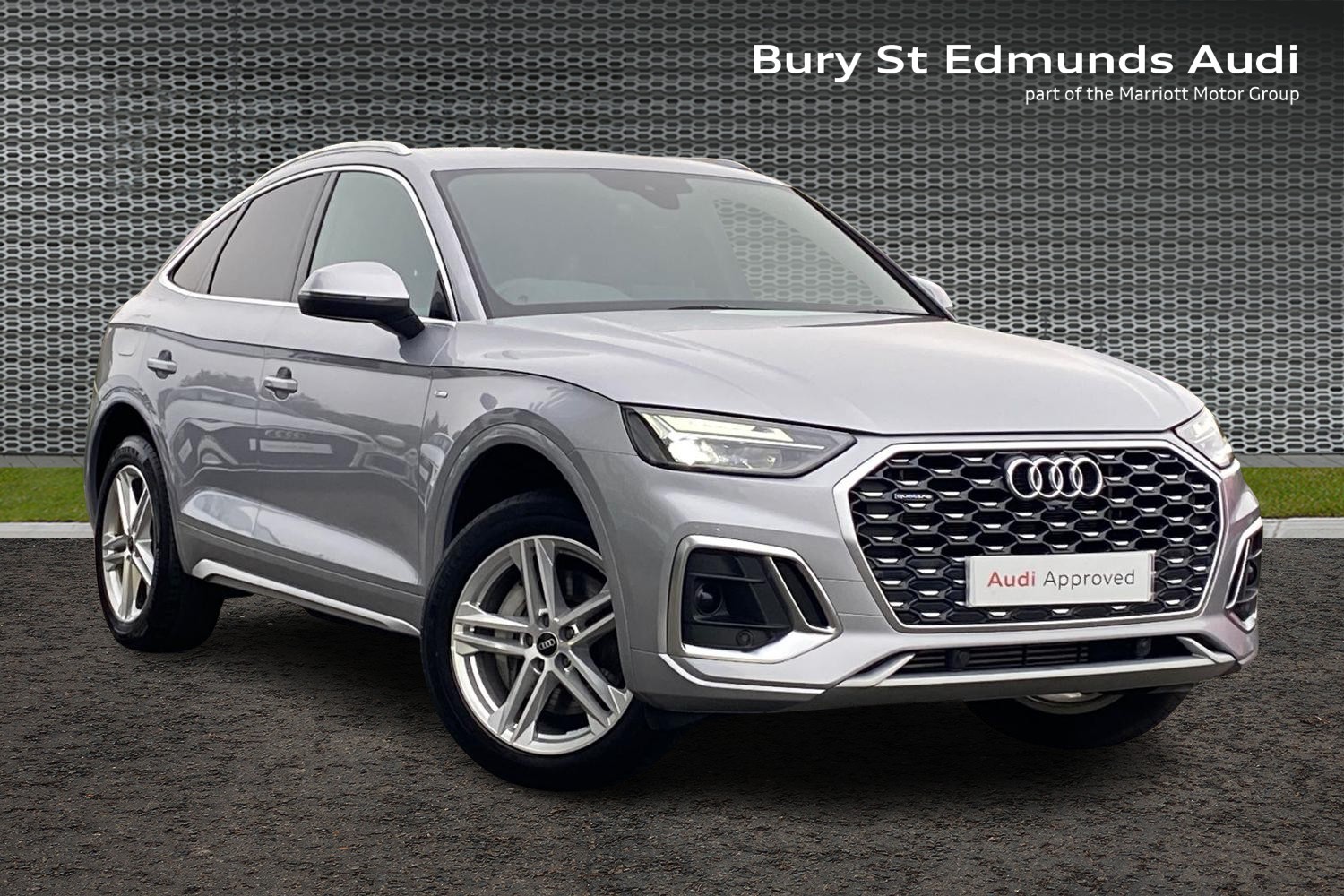 Main listing image - Audi Q5 Sportback