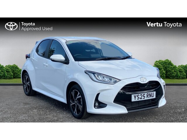 Main listing image - Toyota Yaris