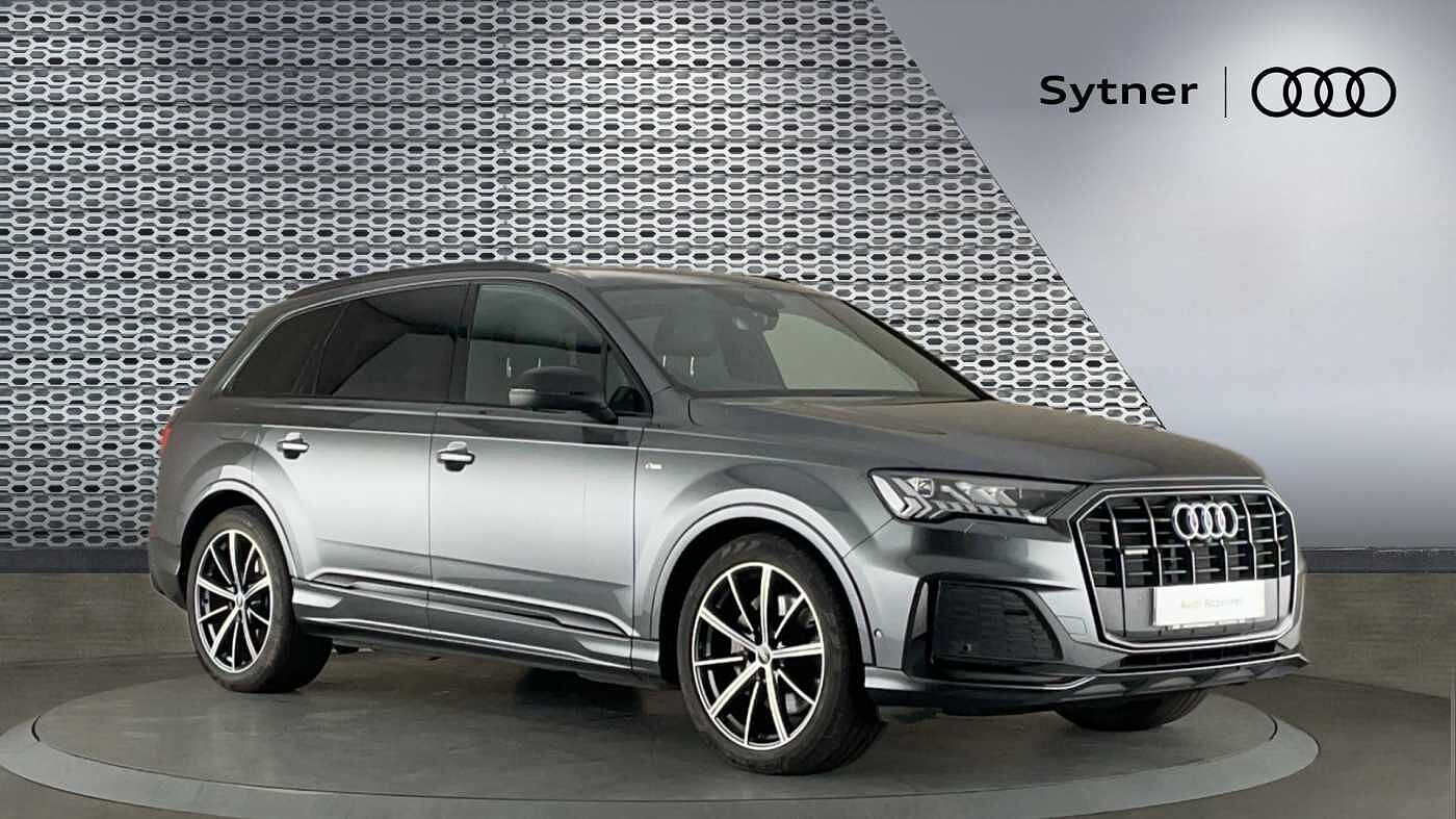 Main listing image - Audi Q7