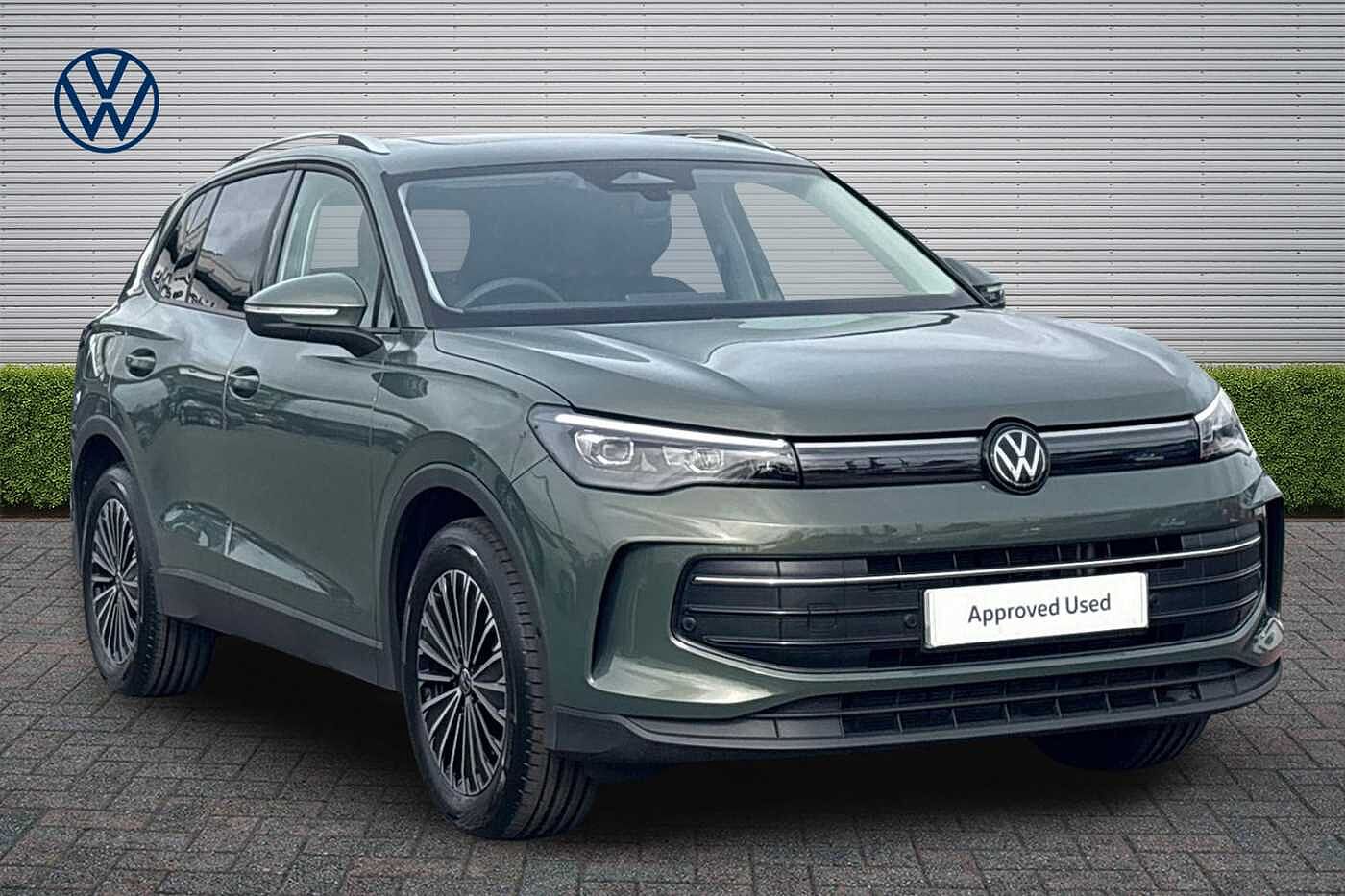 Main listing image - Volkswagen Tiguan