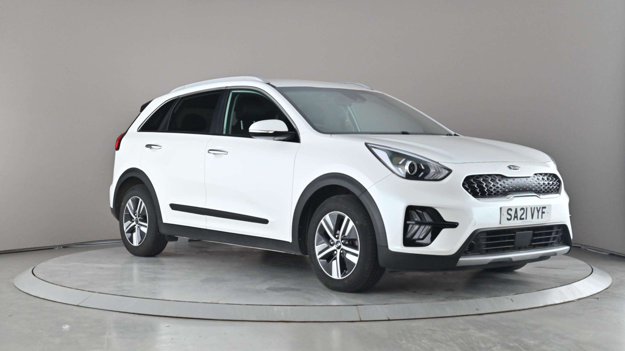 Main listing image - Kia Niro