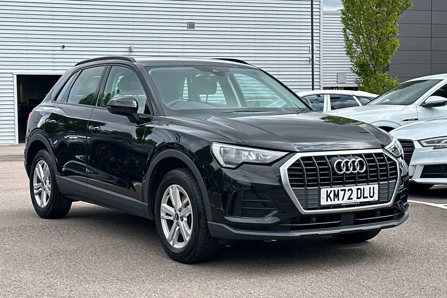Main listing image - Audi Q3