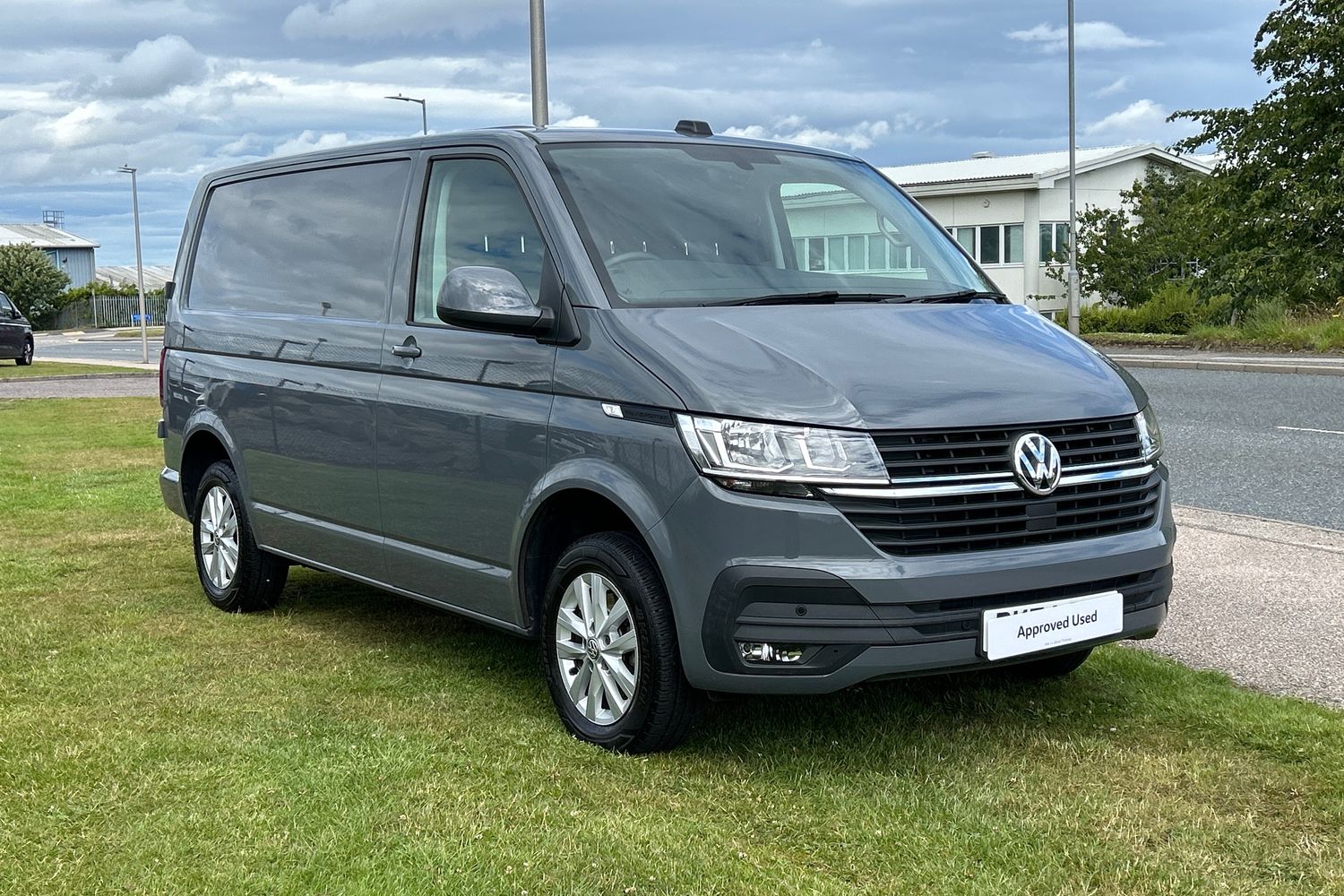 Main listing image - Volkswagen Transporter