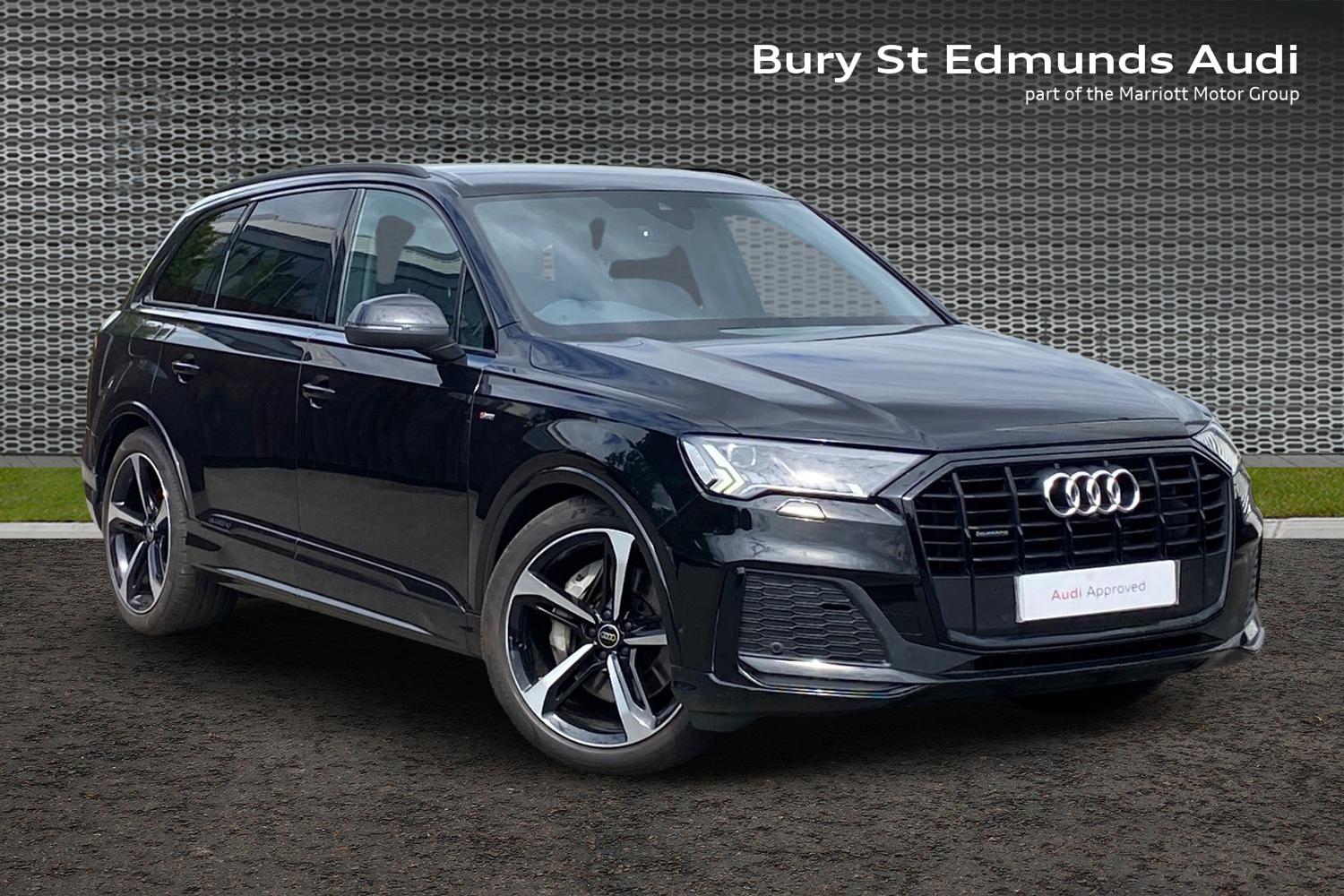 Main listing image - Audi Q7
