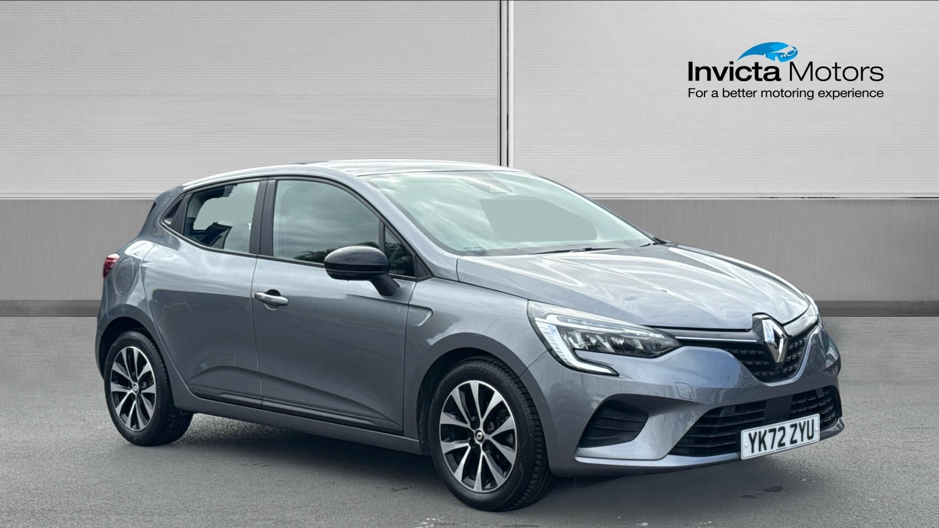 Main listing image - Renault Clio