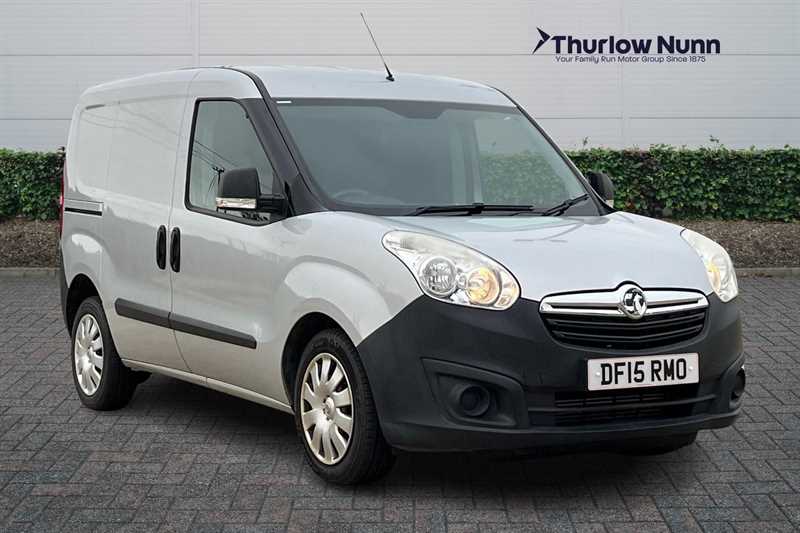 Main listing image - Vauxhall Combo