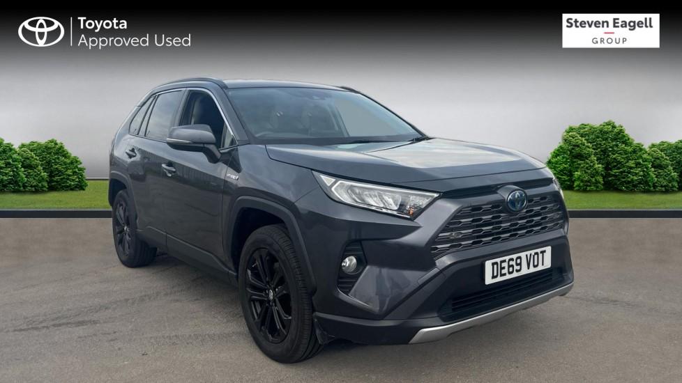 Main listing image - Toyota RAV4