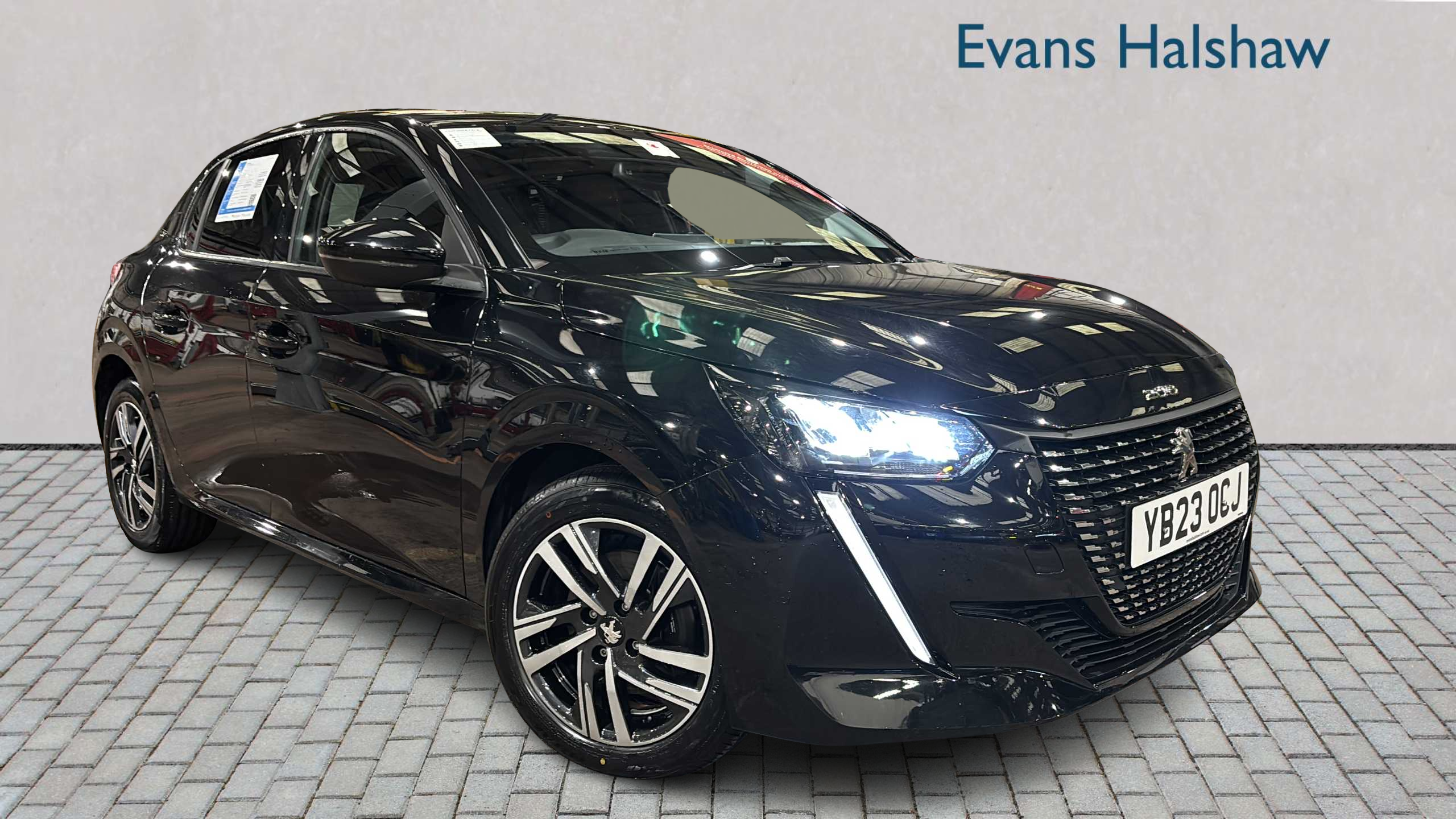 Main listing image - Peugeot 208