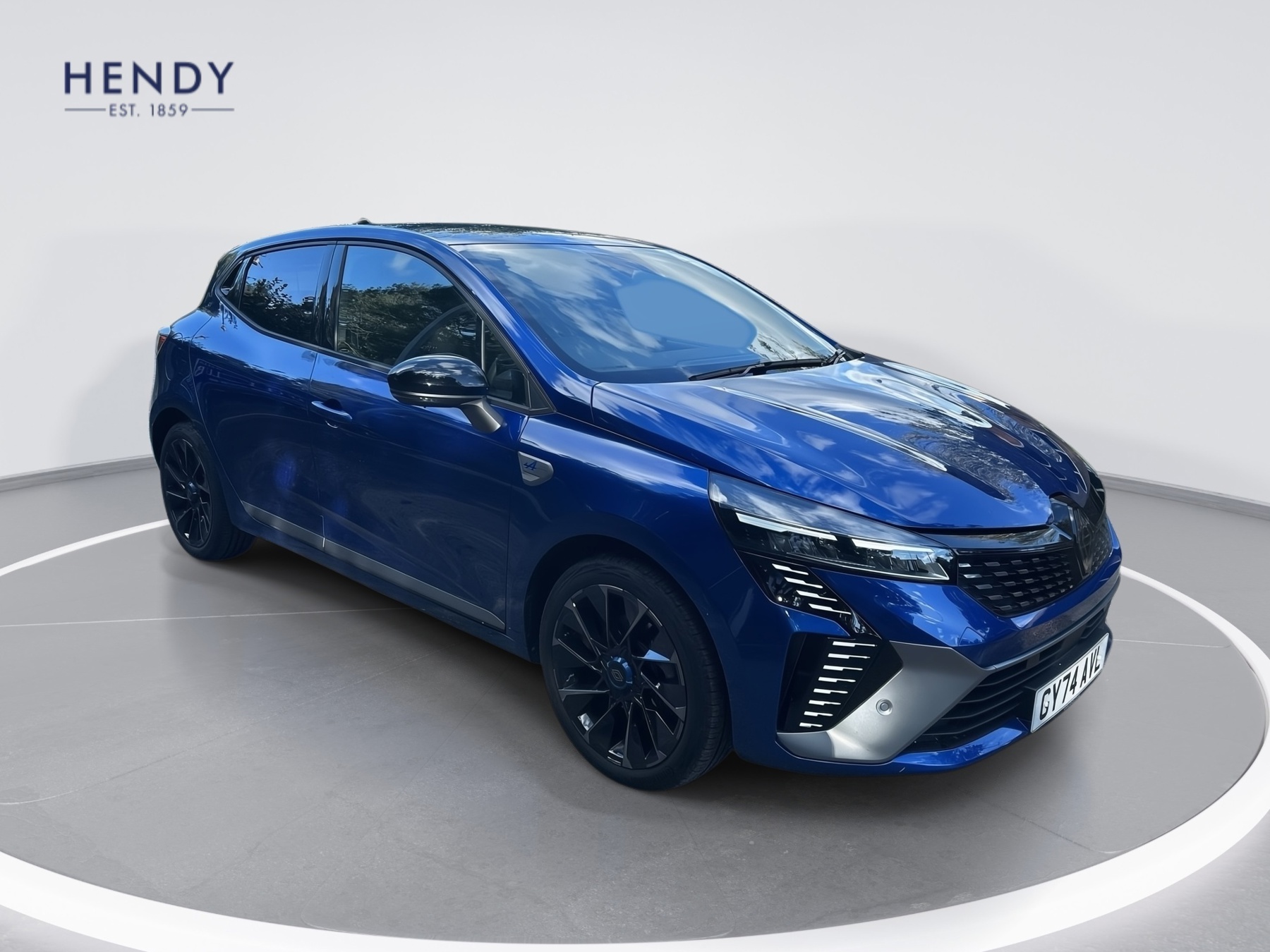 Main listing image - Renault Clio