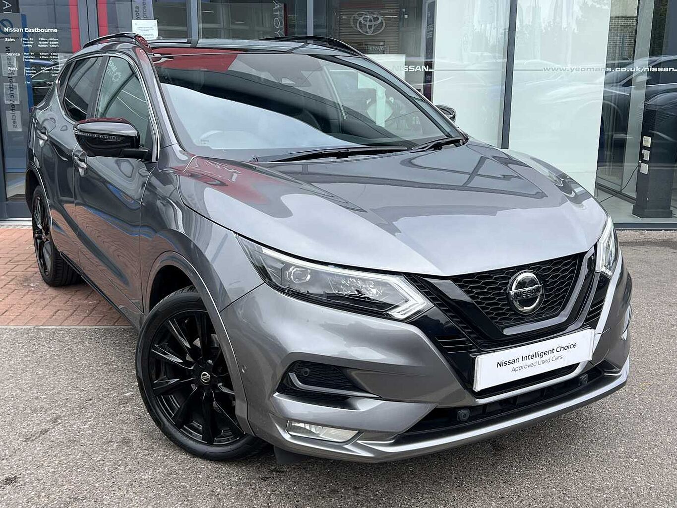 Main listing image - Nissan Qashqai