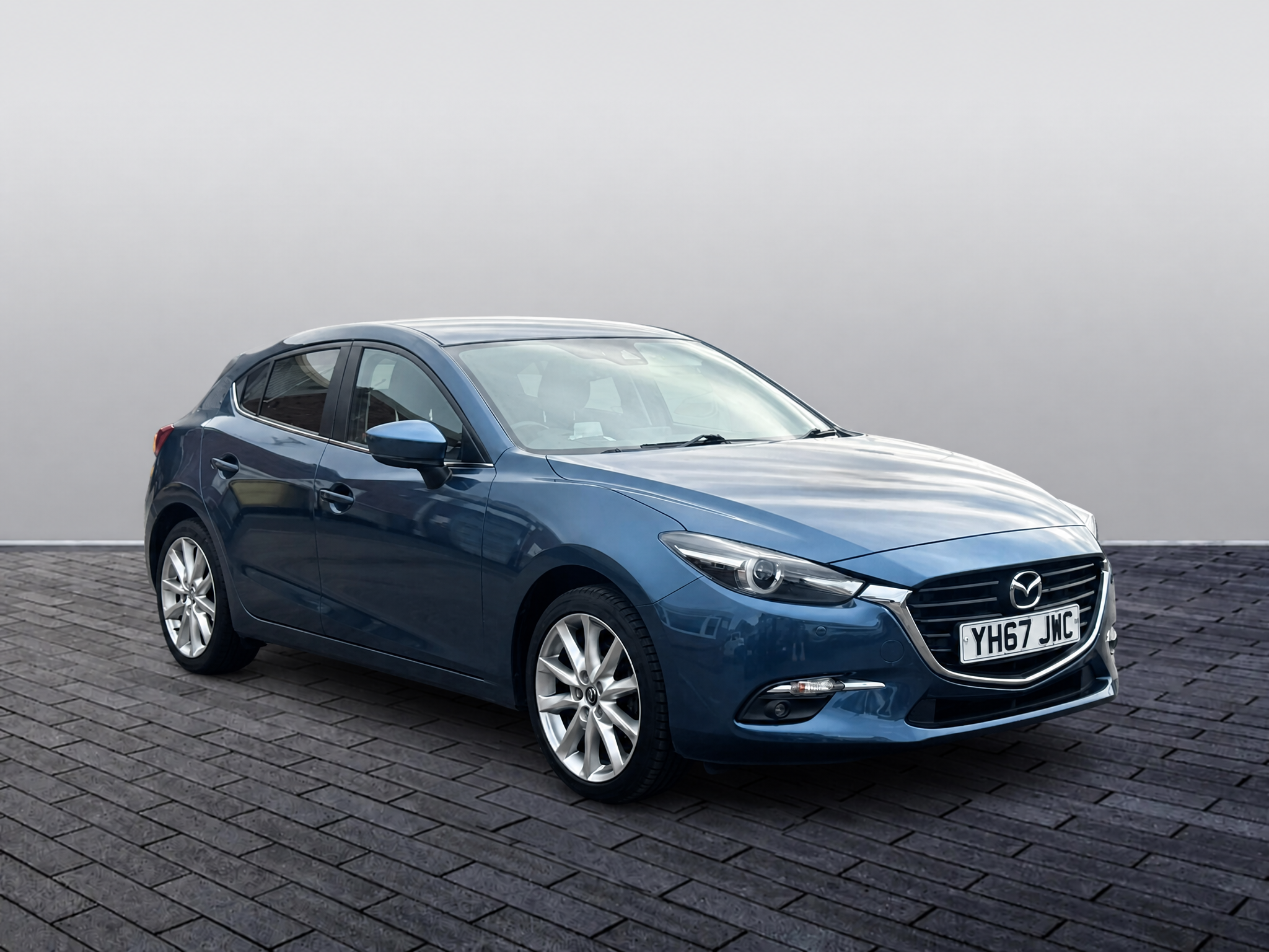 Main listing image - Mazda 3