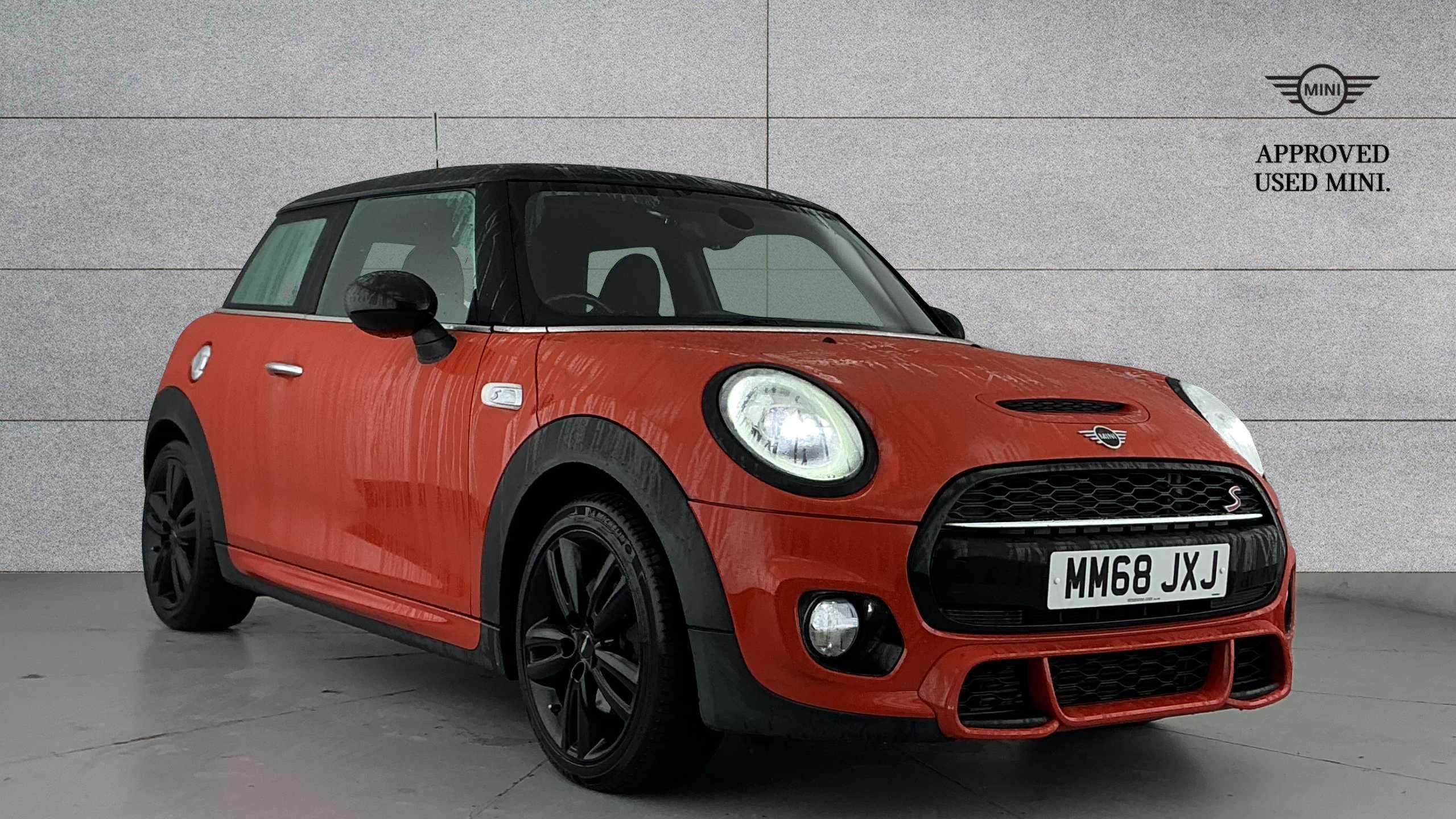 Main listing image - MINI Hatchback
