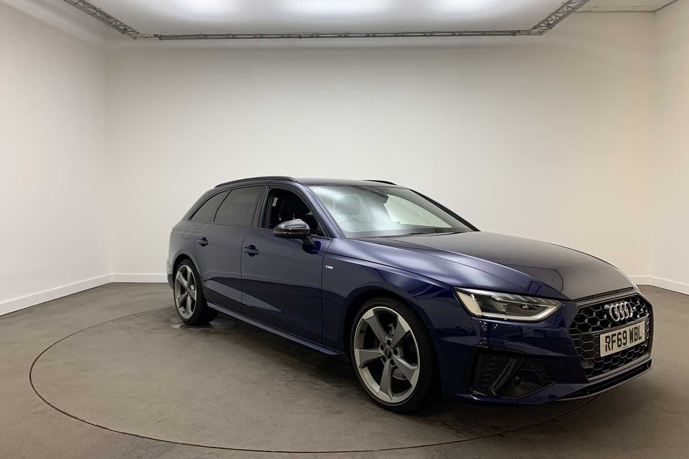 Main listing image - Audi A4