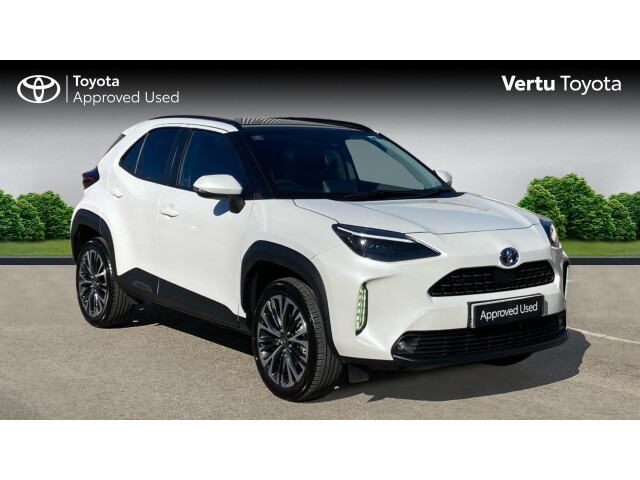 Main listing image - Toyota Yaris Cross