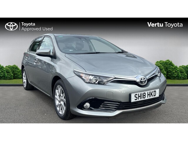 Main listing image - Toyota Auris