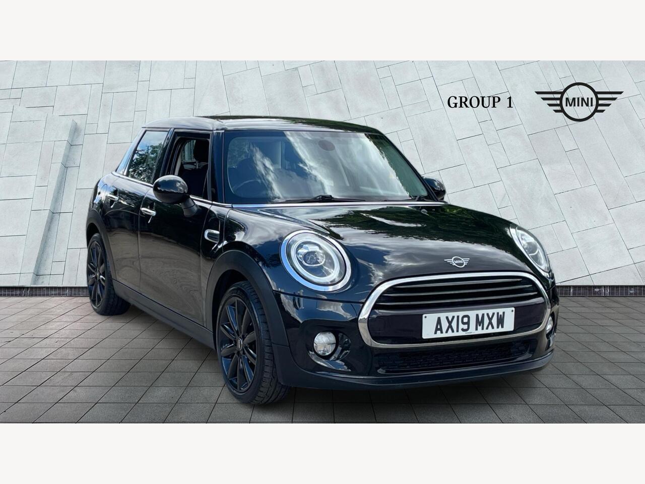 Main listing image - MINI Hatchback