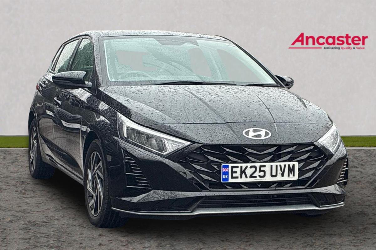 Main listing image - Hyundai i20