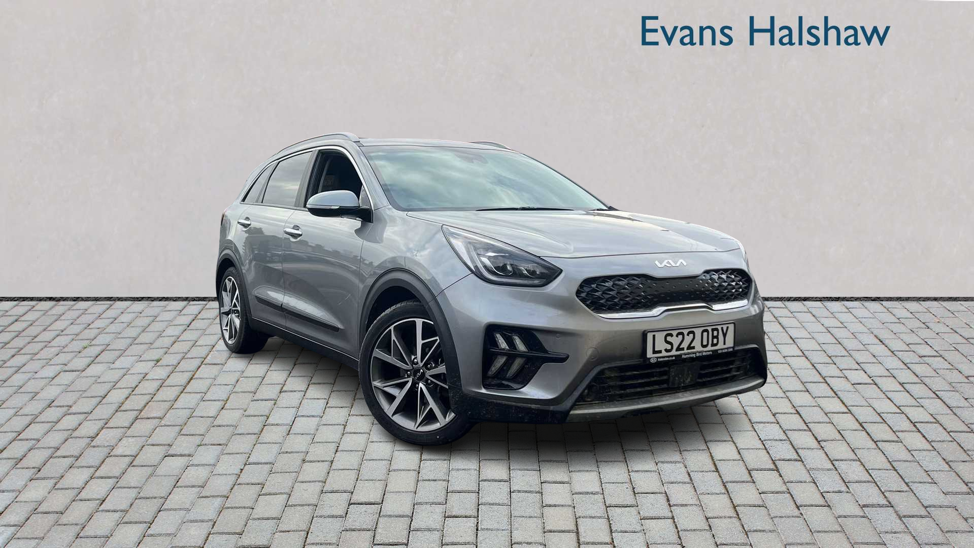 Main listing image - Kia Niro