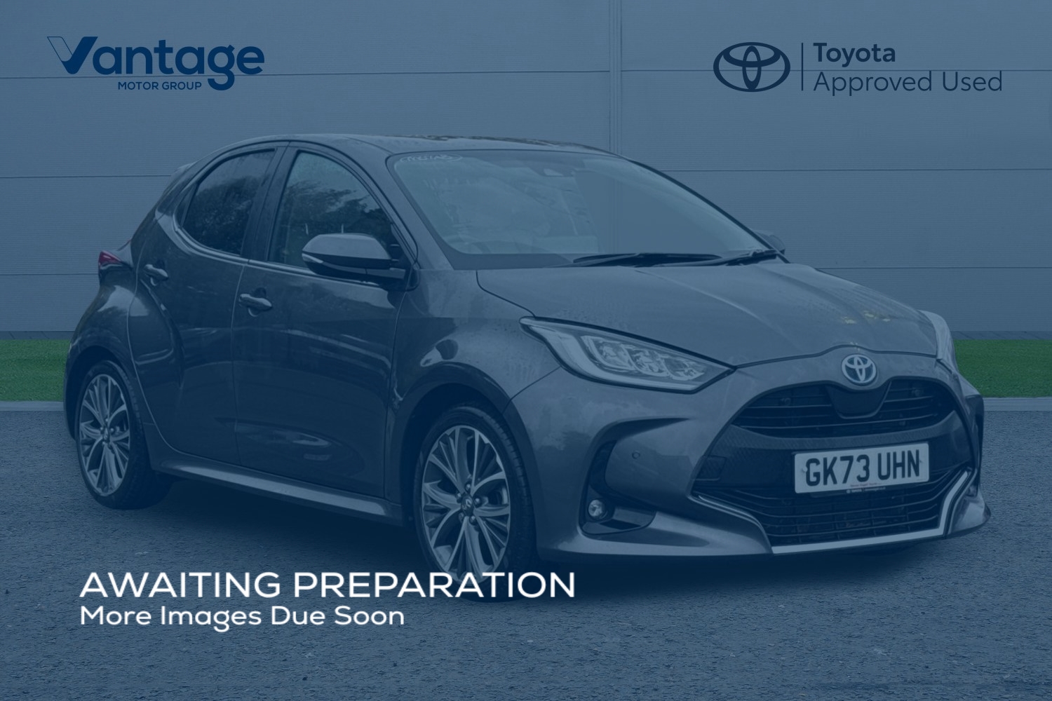 Main listing image - Toyota Yaris