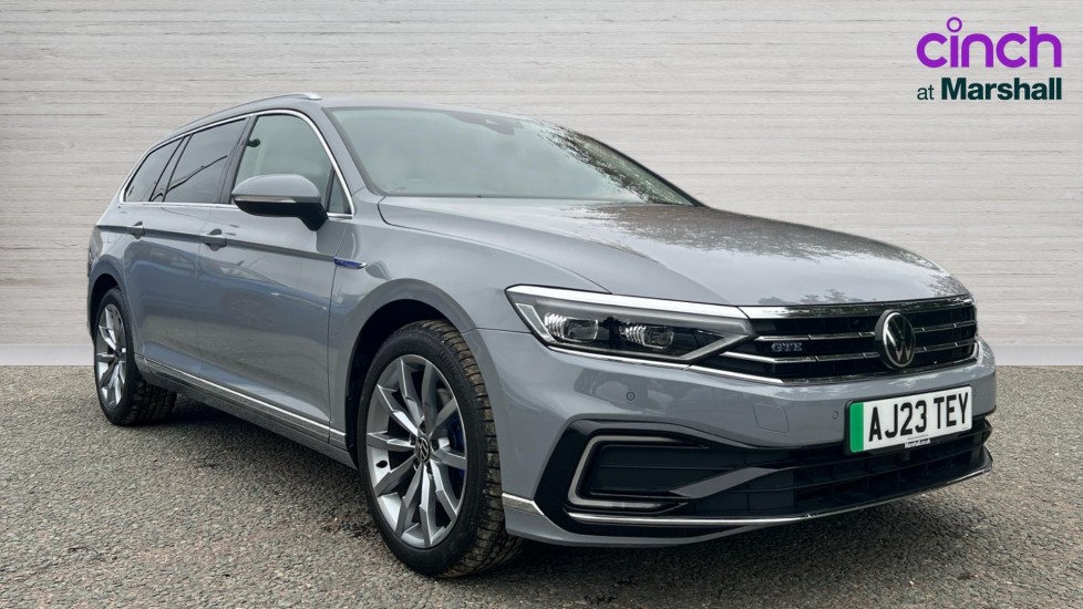 Main listing image - Volkswagen Passat GTE