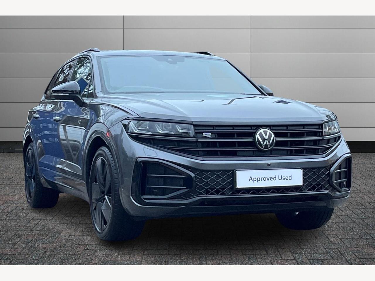 Main listing image - Volkswagen Touareg