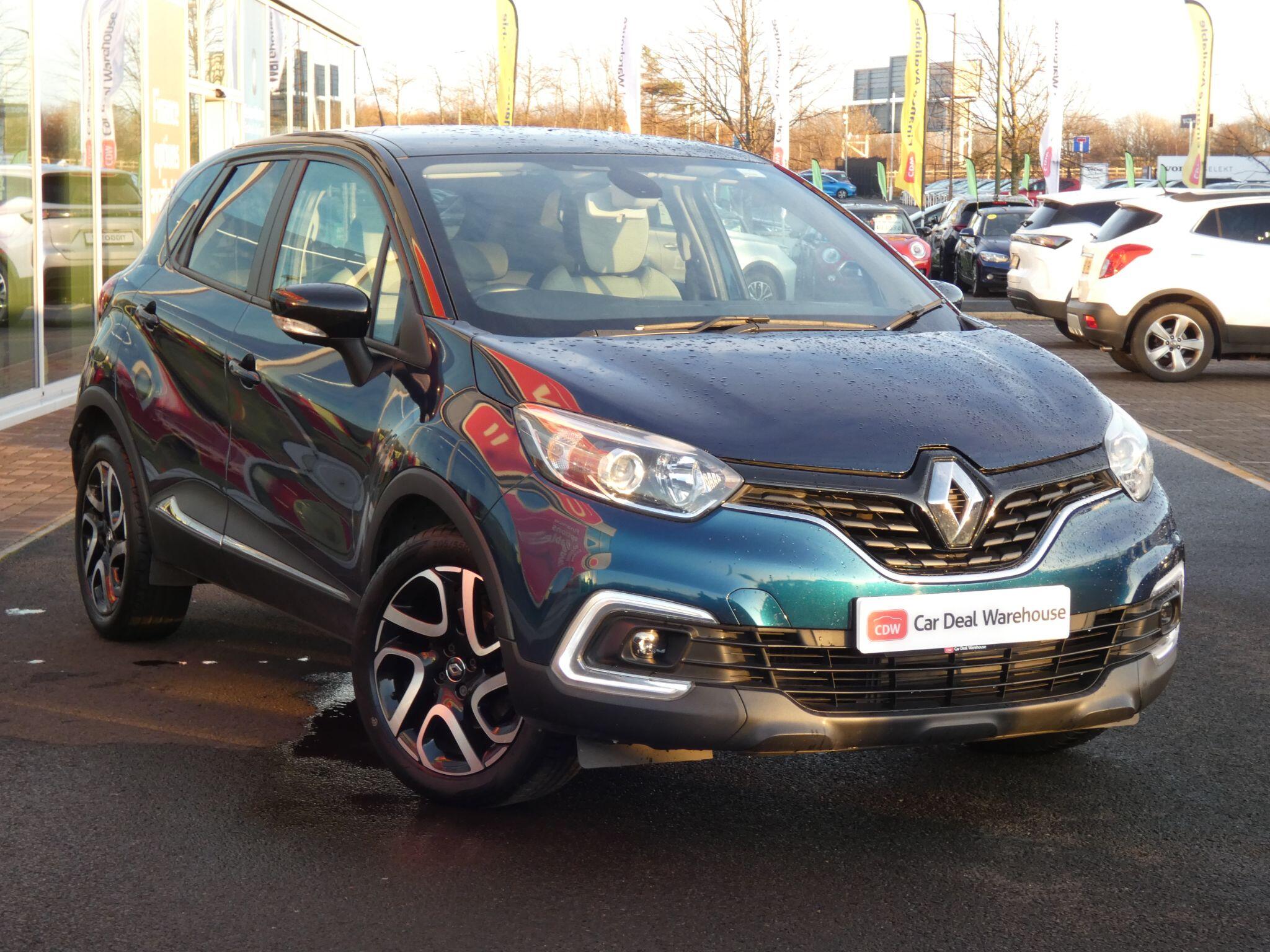 Main listing image - Renault Captur