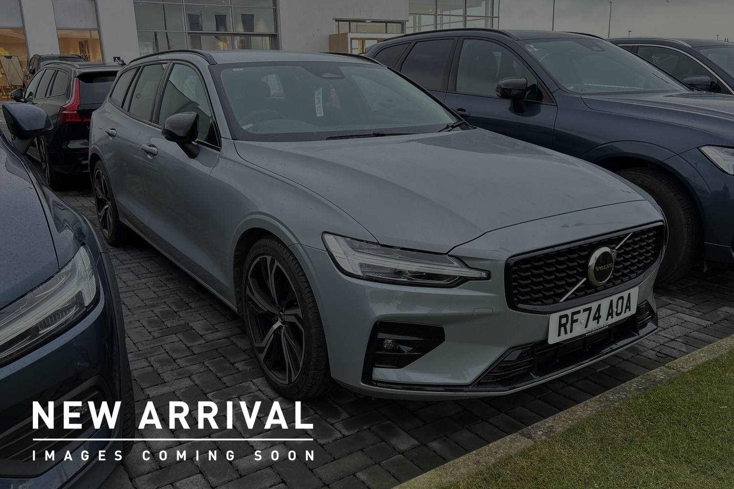 Main listing image - Volvo V60