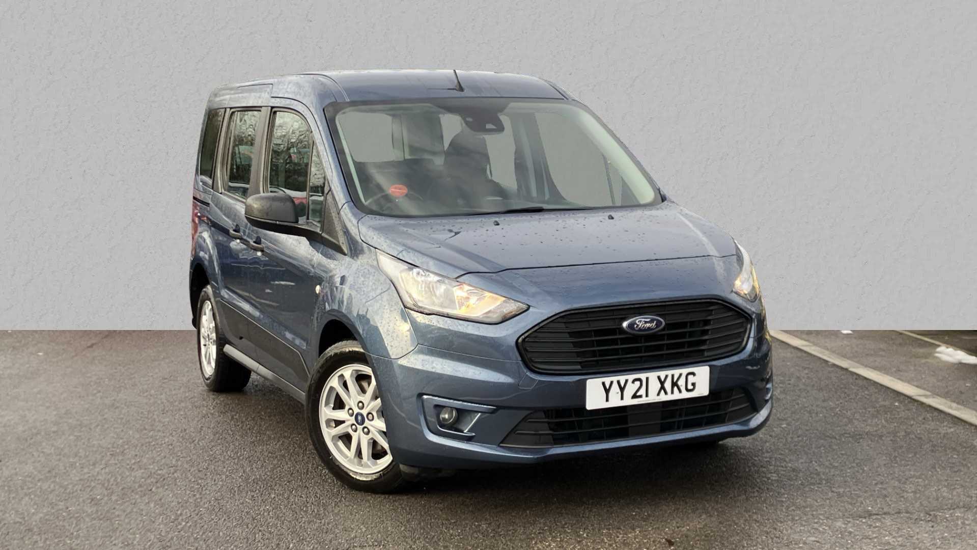 Main listing image - Ford Tourneo Connect