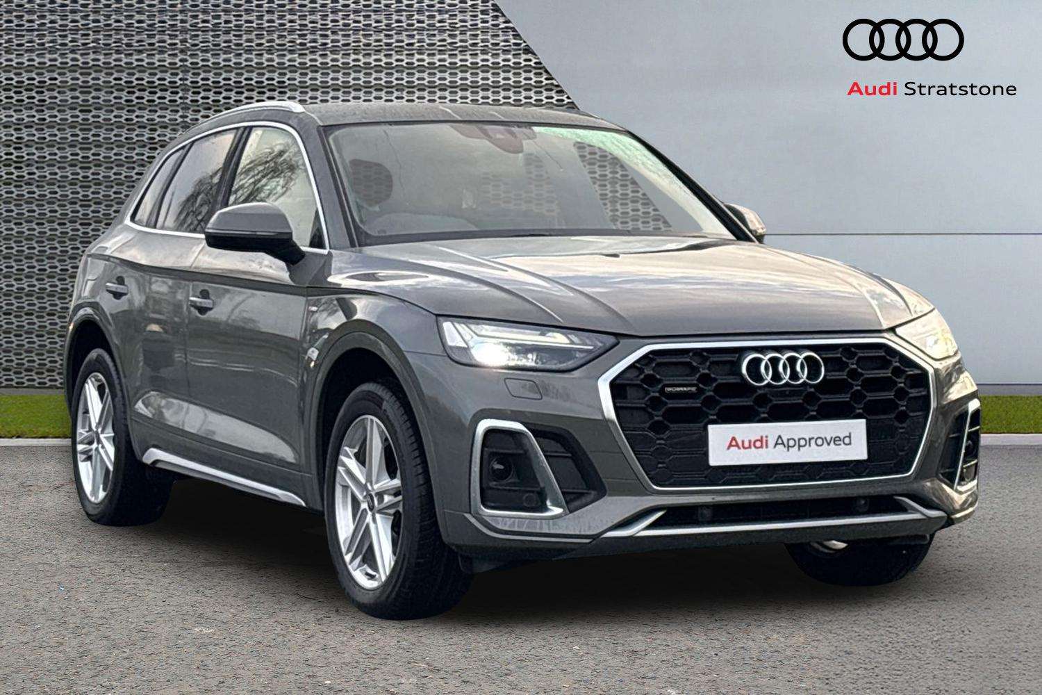 Main listing image - Audi Q5