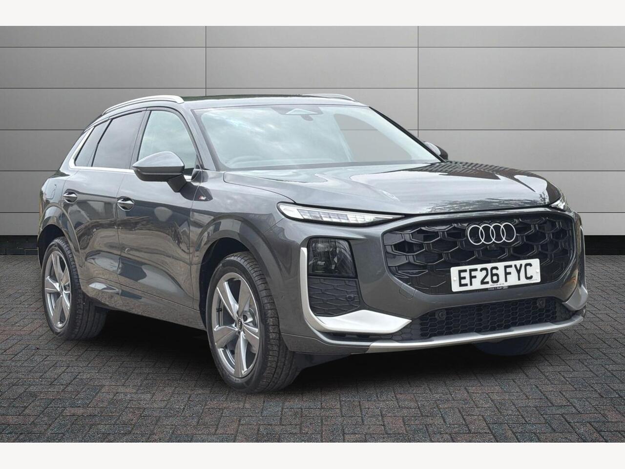 Main listing image - Audi Q3