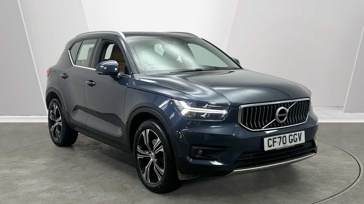Main listing image - Volvo XC40