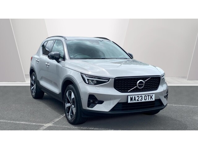 Main listing image - Volvo XC40