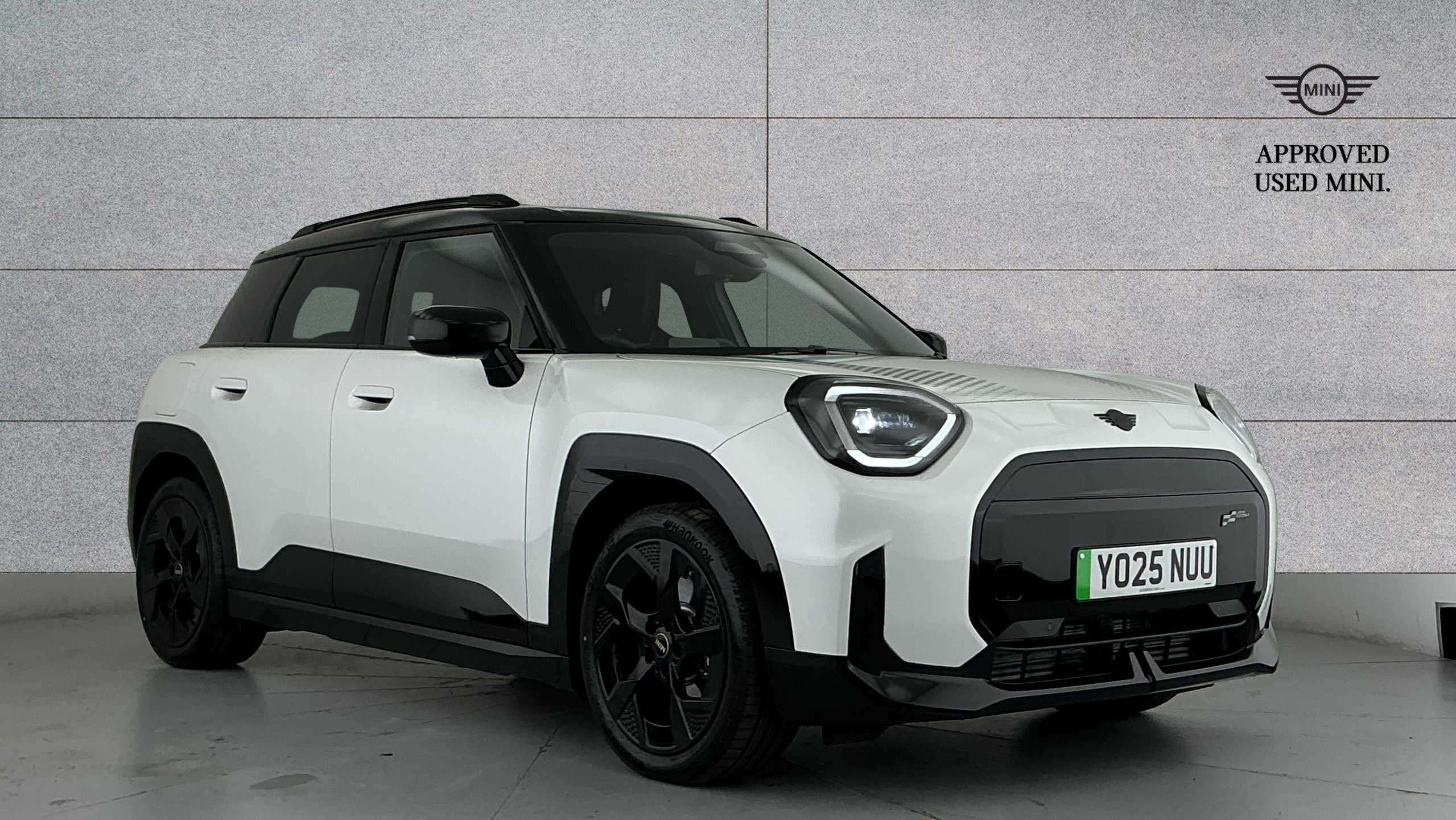 Main listing image - MINI Electric