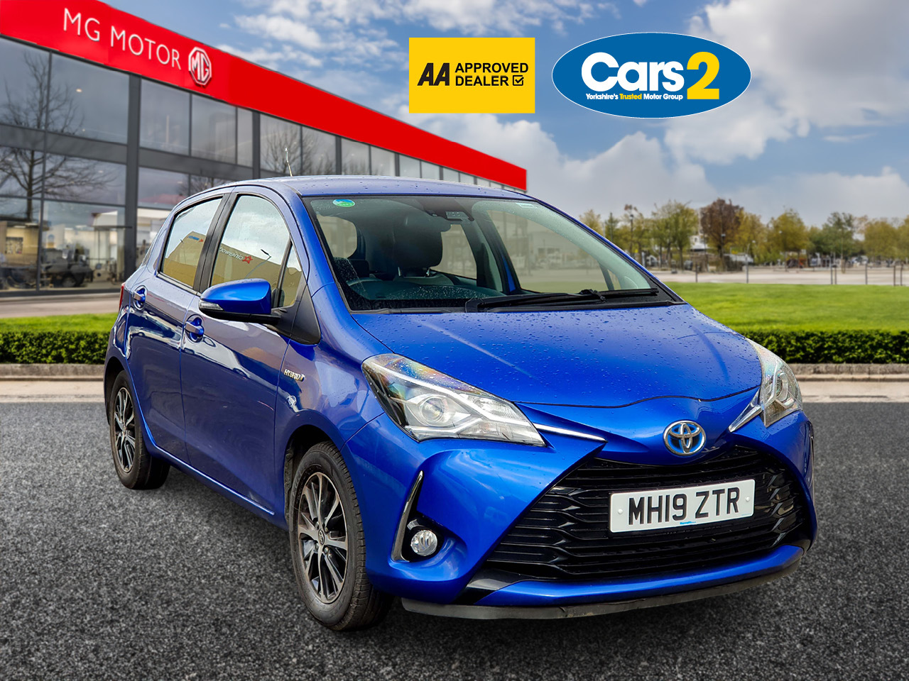 Main listing image - Toyota Yaris