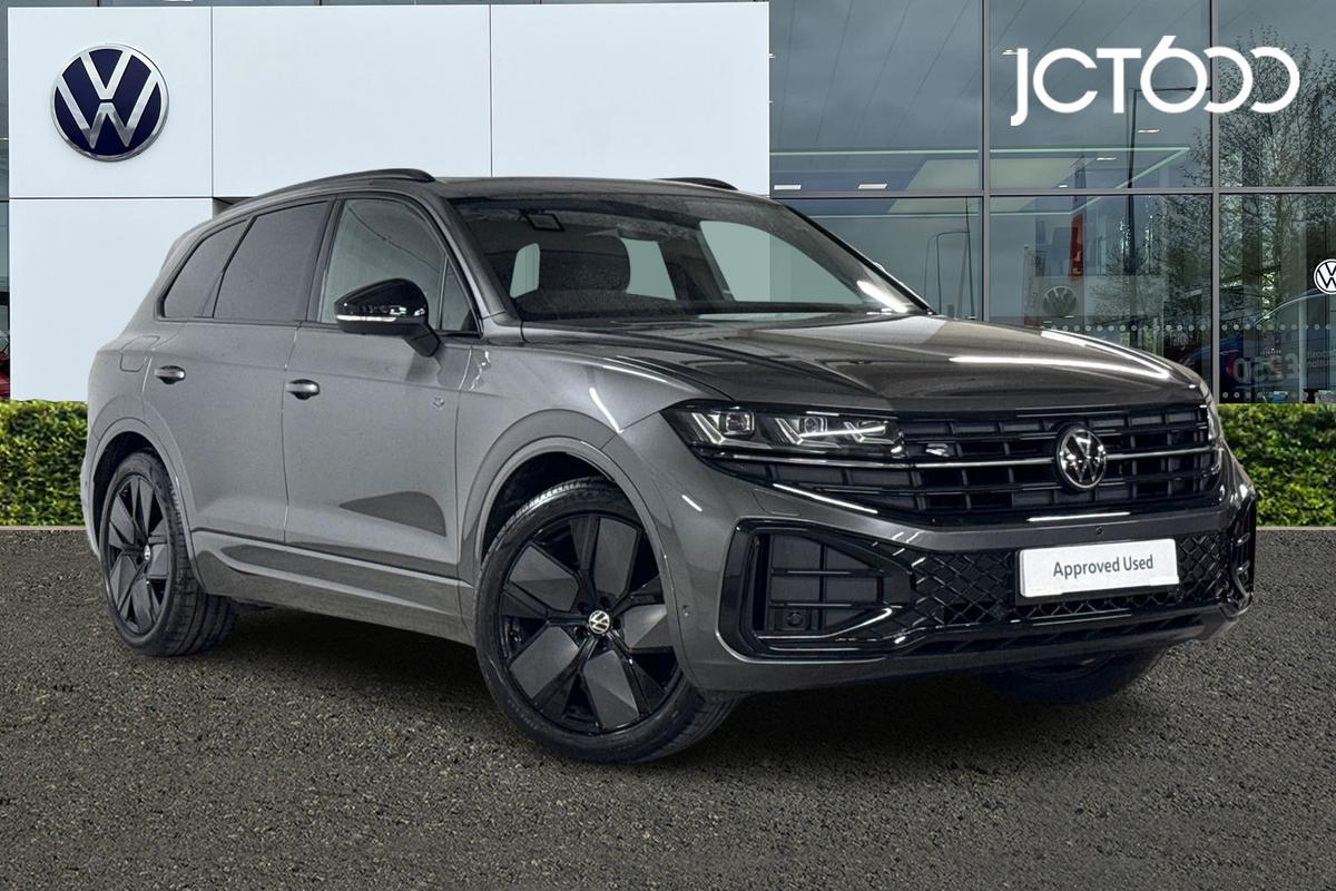 Main listing image - Volkswagen Touareg
