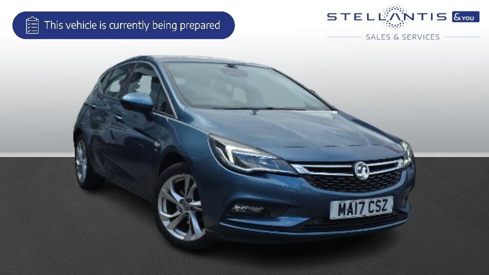 Main listing image - Vauxhall Astra