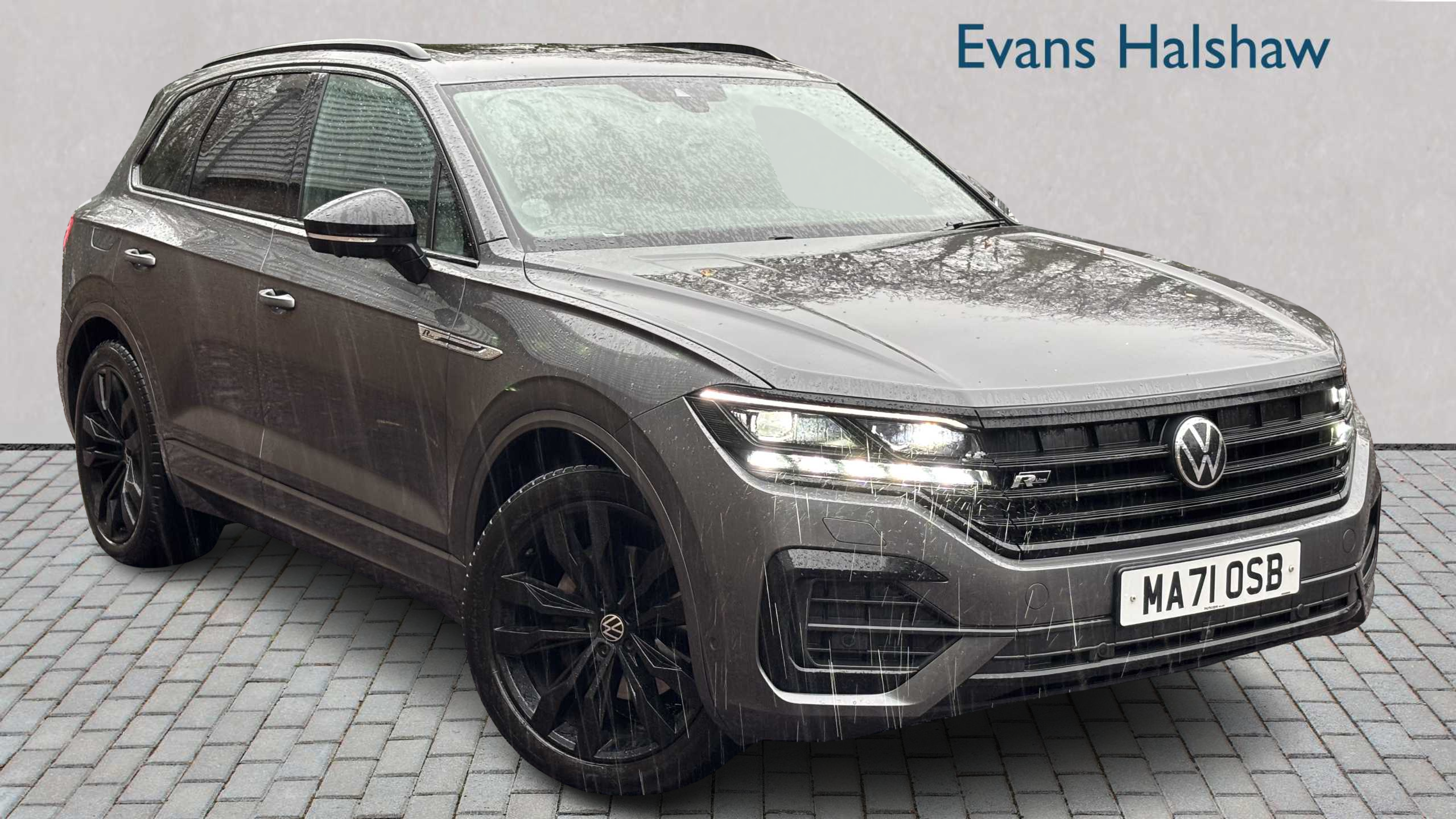 Main listing image - Volkswagen Touareg