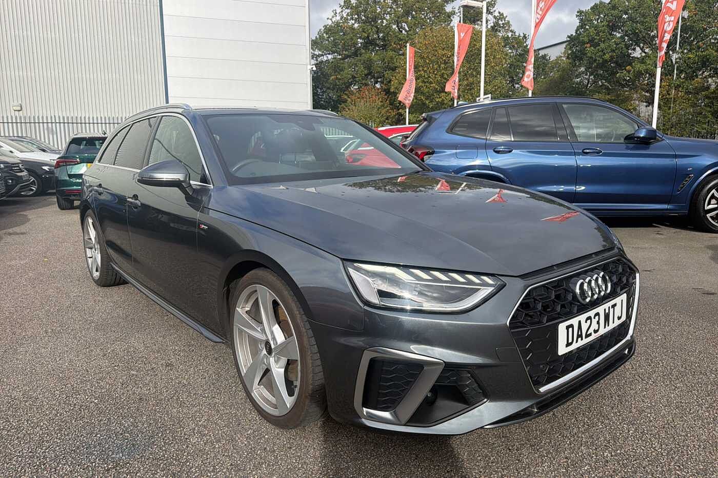 Main listing image - Audi A4