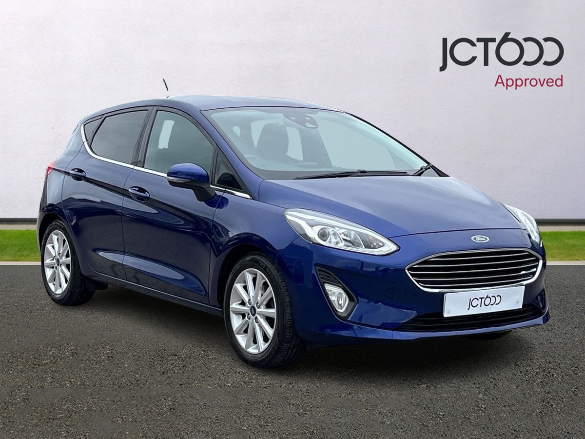 Main listing image - Ford Fiesta