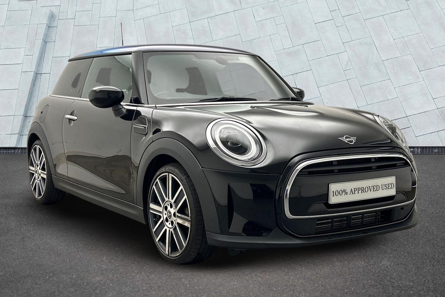 Main listing image - MINI Hatchback